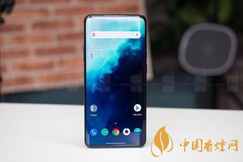 OnePlus8Pro和iPhone11對(duì)比測(cè)評(píng)-哪款更好？