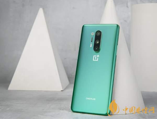 一加8Pro和华硕ZenFone7Pro对比-哪个更好?