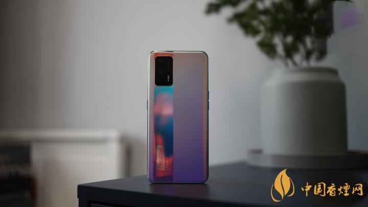 真我GTneo閃速版和紅米K40區(qū)別在哪-真我GTneo閃速版和紅米K40對比分析