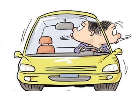 開車抽煙扣分嗎，2018年開車抽煙如何處罰
