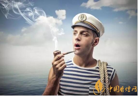 香煙夾耳朵上是怎么來的，耳夾煙是男人的專利