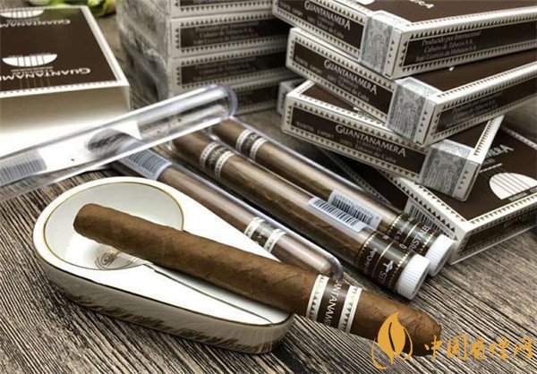 古巴雪茄(關(guān)塔納摩水晶筒)價格表圖 關(guān)塔納摩水晶筒5支裝多少錢