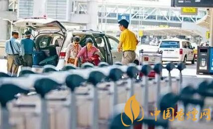 多倫多機場買指定免稅香煙免車費 游客需謹慎！