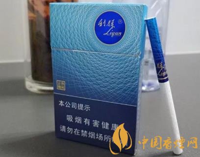 利群休閑系第一款細(xì)支高價(jià)煙僅僅是官方報(bào)價(jià)就達(dá)到了100元一包！